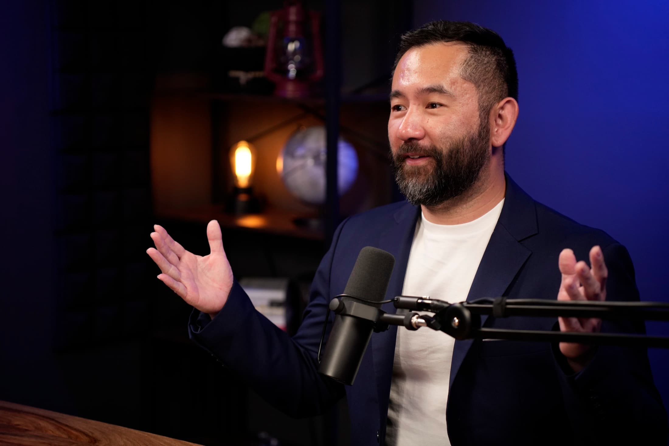 Dr. Mike Zhang